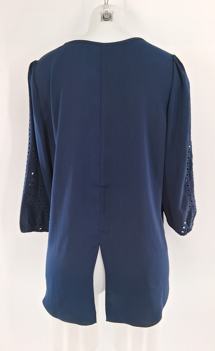 Size M MARKET SPRUCE Navy Shirt