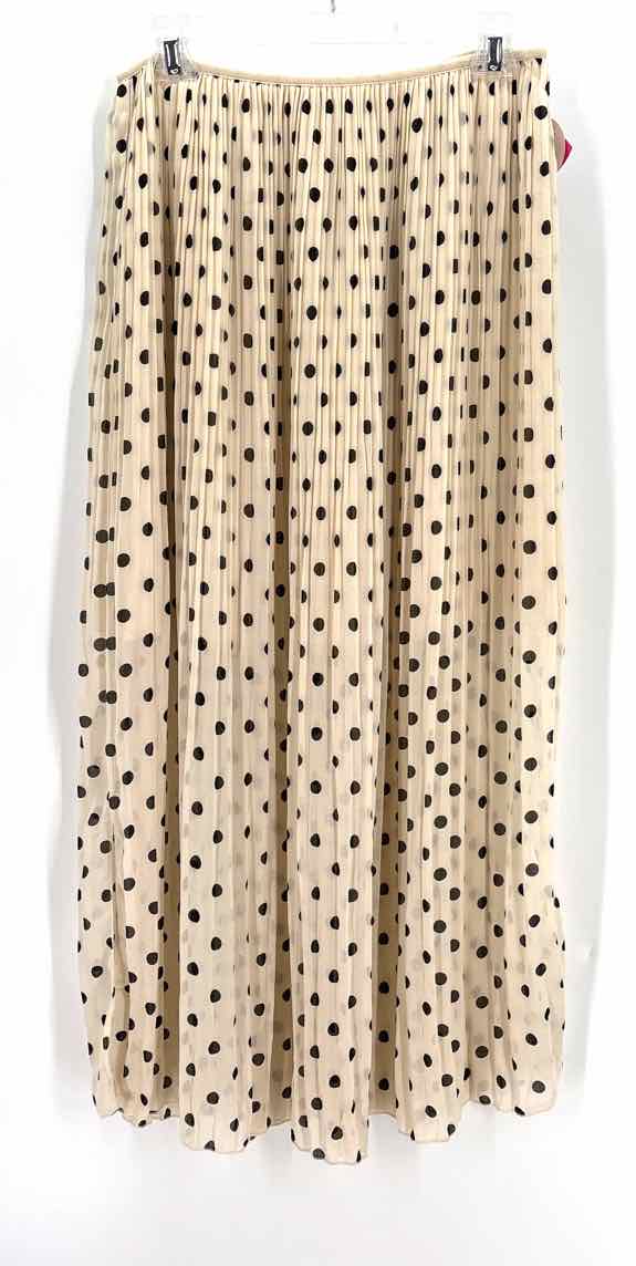 Size M H&M Cream Skirt