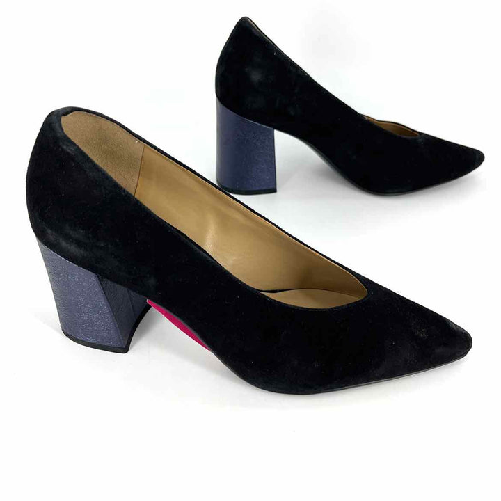 Shoe Size 9.5 Naturalizer Black Suede Pumps