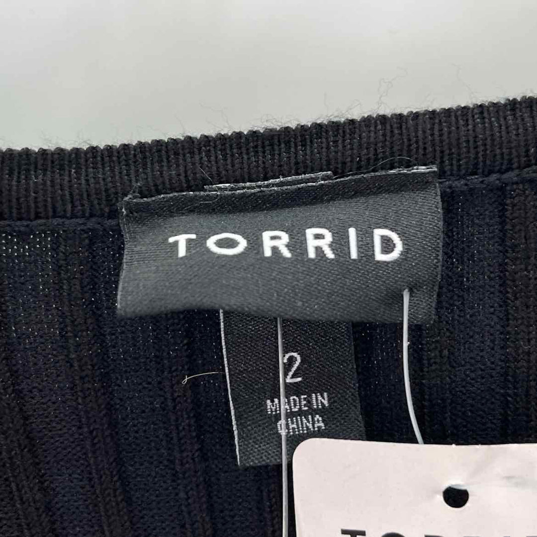 Size 18/20 Torrid Black Shirt