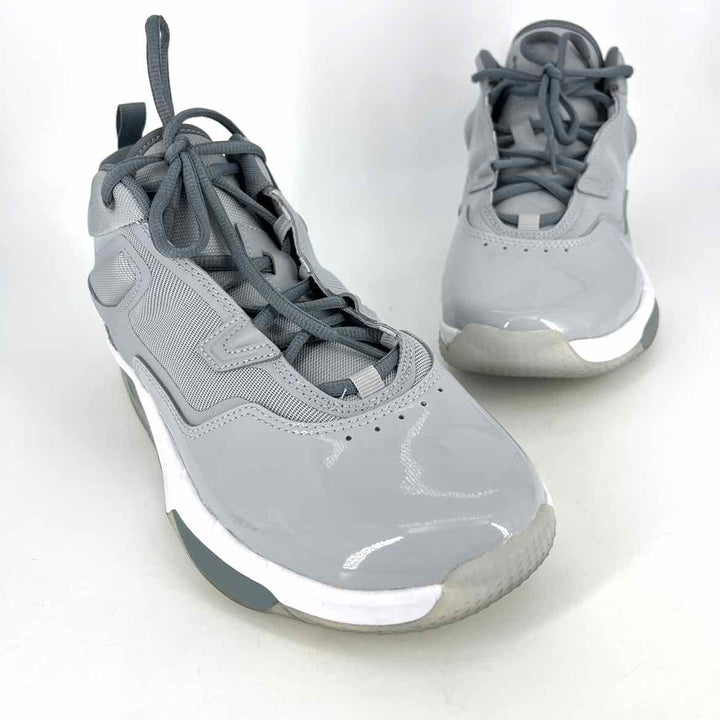 Shoe Size 40 Nike Gray PATENT Mesh Sneakers