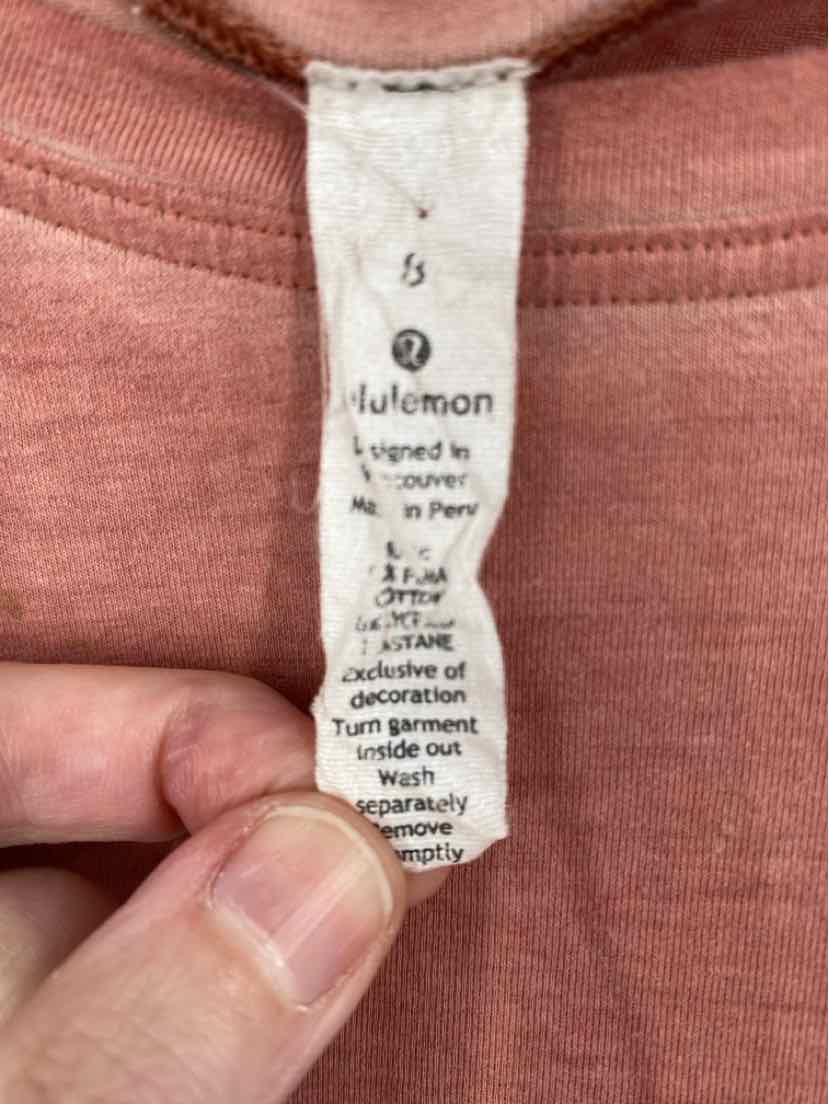 Size 8 Lululemon Mauve Shirt