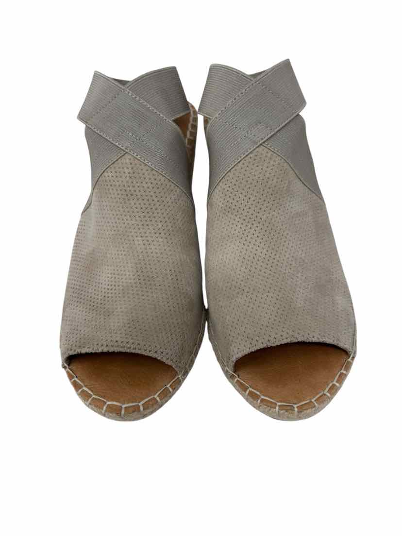 Shoe Size 11 Kenneth Cole Gray Sandals