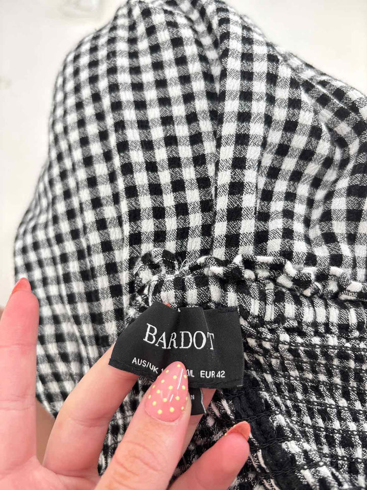 Size L Bardot Black/White Dress