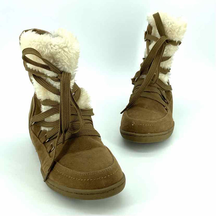 Shoe Size 7 GUESS Tan Faux Fur Boots