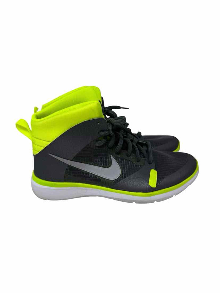 Shoe Size 38.5 Nike Gray Sneakers