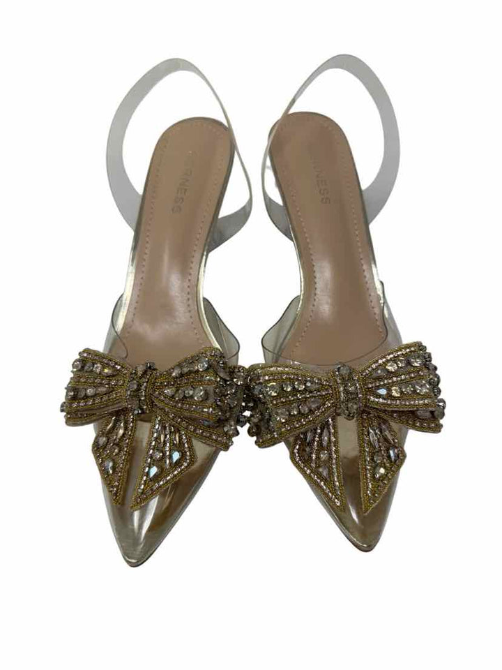 Shoe Size 11 Gold Pumps