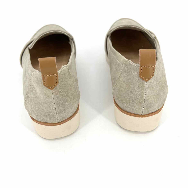 Shoe Size 6 dr scholls Taupe Faux Leather Loafers