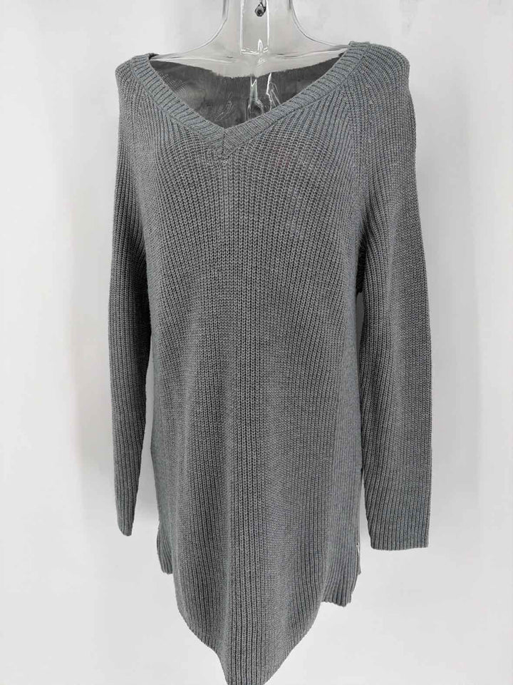 Size 1X Torrid Gray Knit Sweater