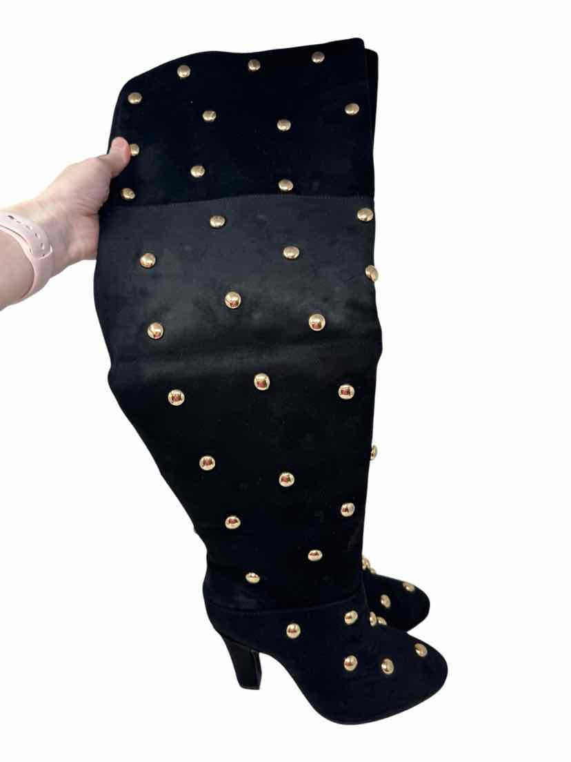 Shoe Size 6 Torrid Black Boots
