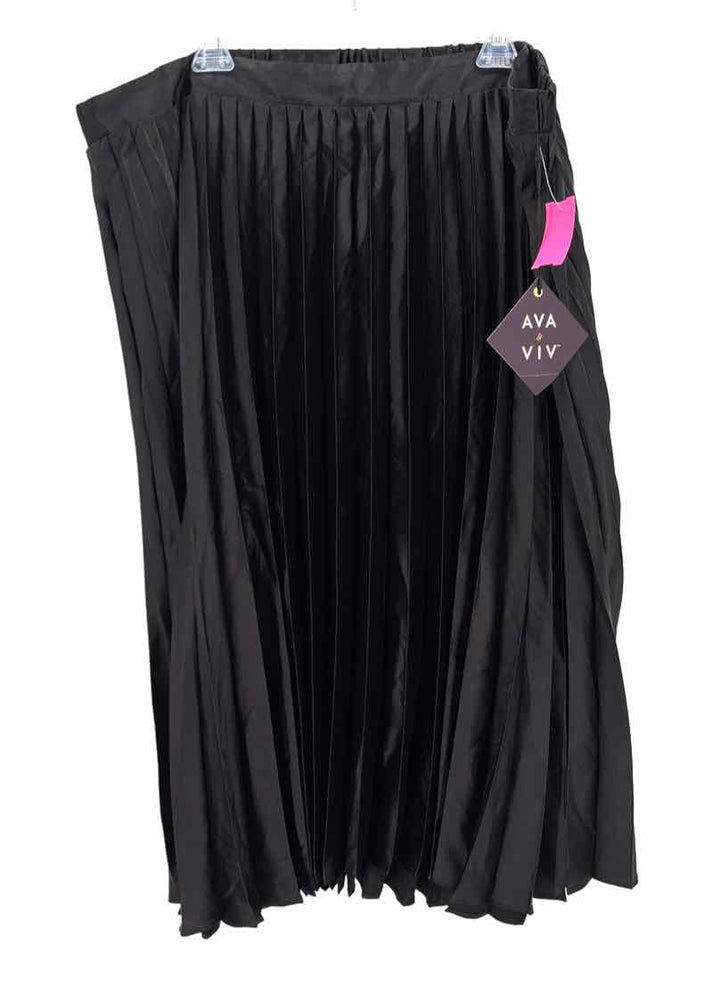 Size 2X AVA & VIV Black Skirt