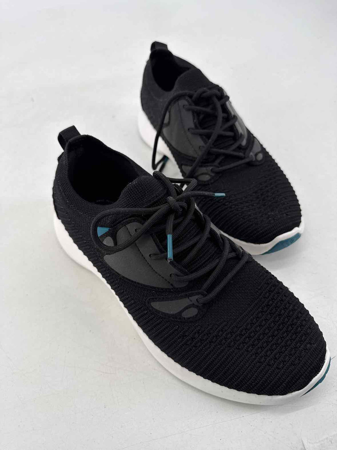 Shoe Size 9 Black Sneakers