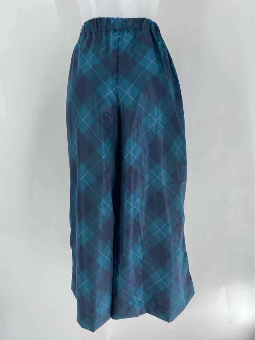 Size M Anthropologie Green Pants