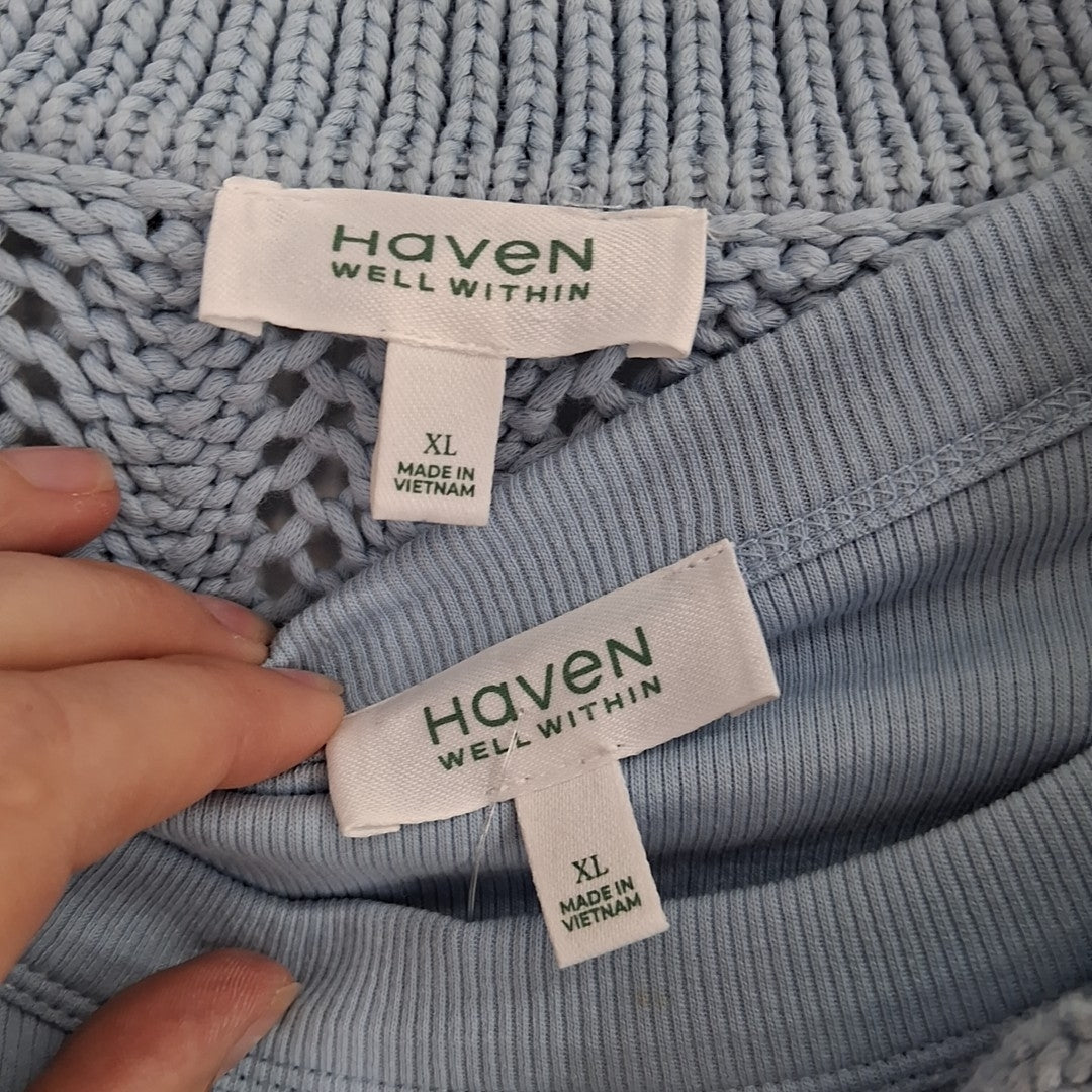 Size XL Blue Knit Shirt