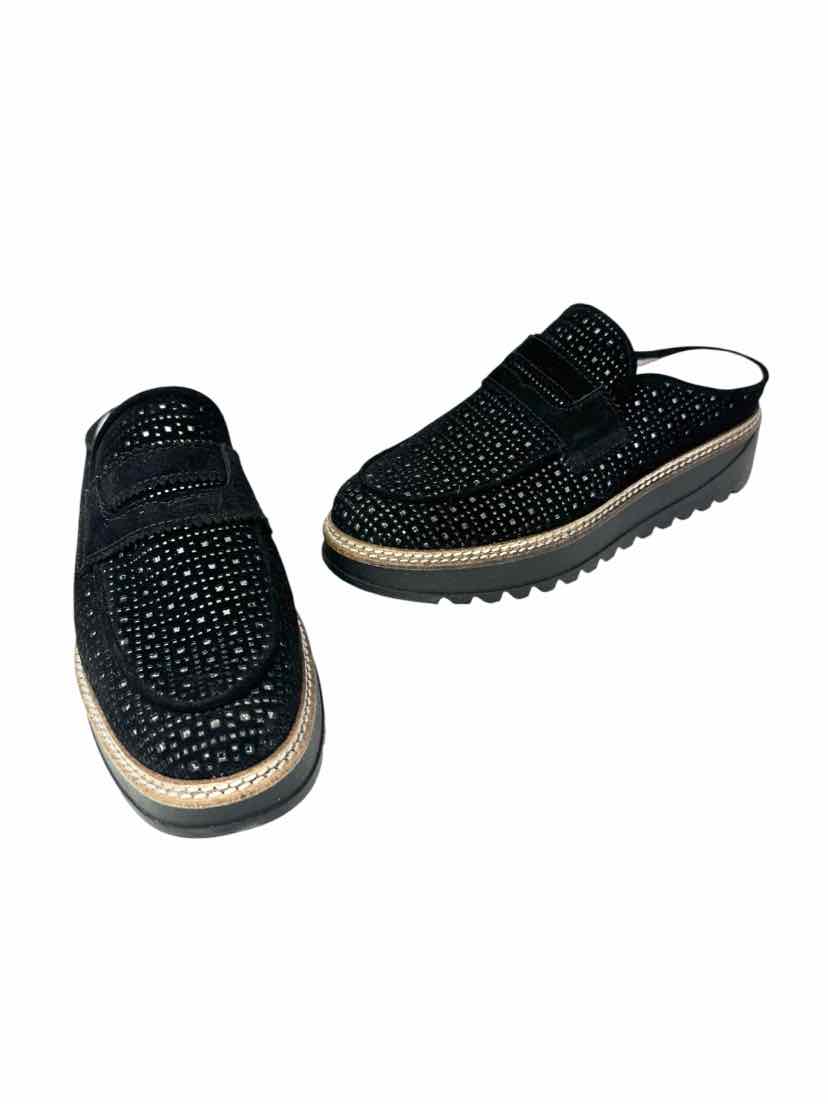 Shoe Size 7 Black Mules