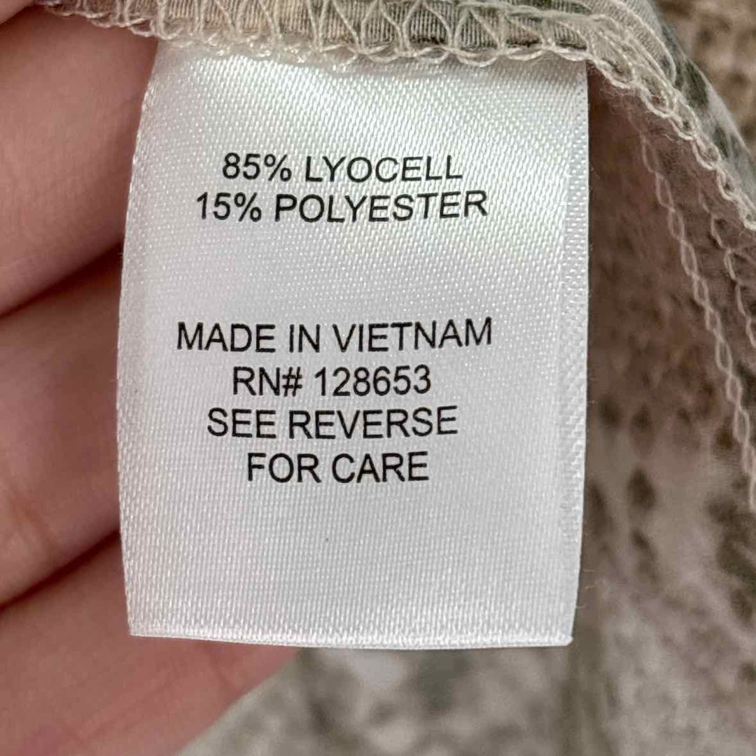 Size M Tan Shirt