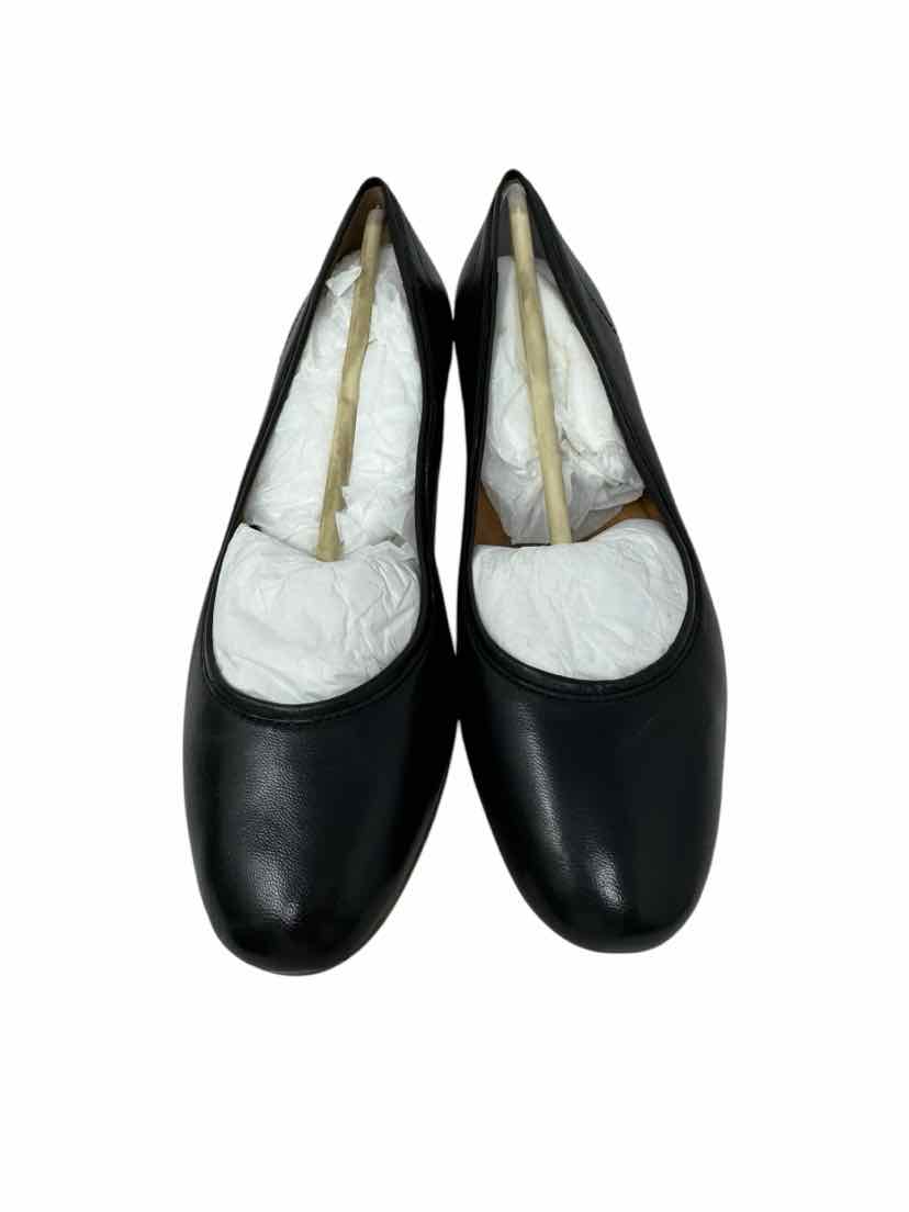 Shoe Size 8 Frye Black Leather Flats