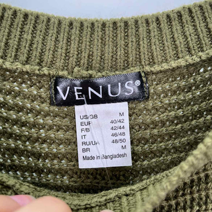 Size M VENUS Olive Sweater