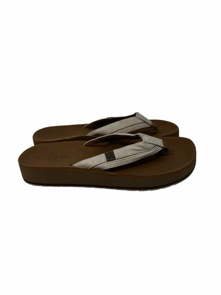 Shoe Size 6.5 Cream Sandals