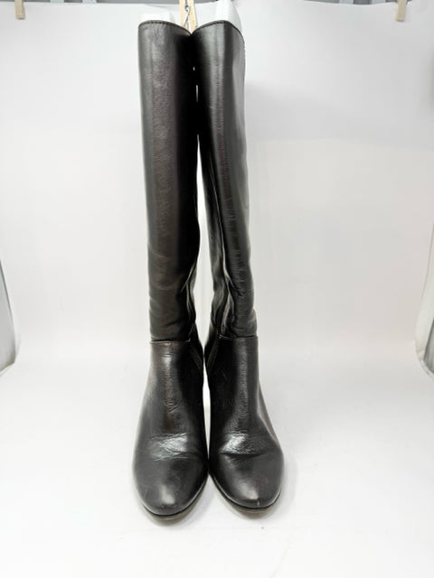 Shoe Size 7.5 Brown Boots