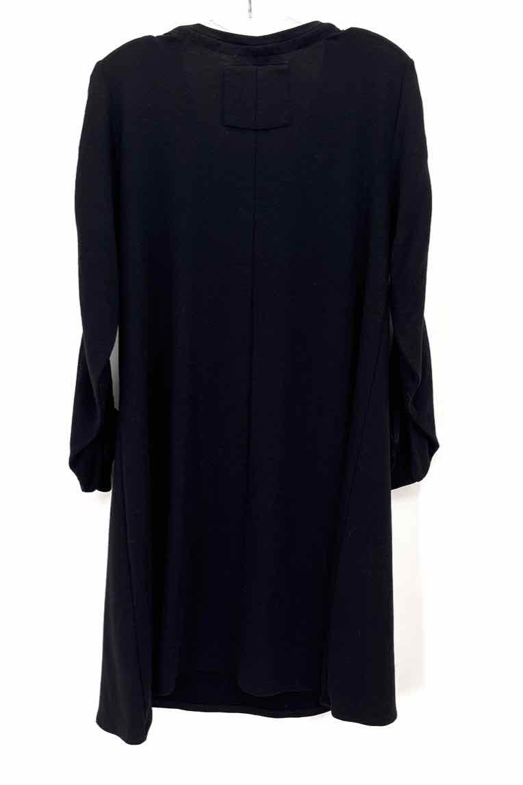 Size L NEIMAN MARCUS Black Dress