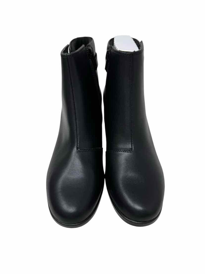 Shoe Size 10 CLARKS Black Boots