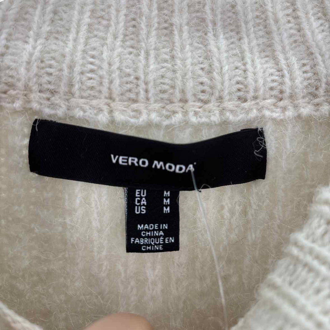 Size M VERO MODA Ivory Knit Sweater