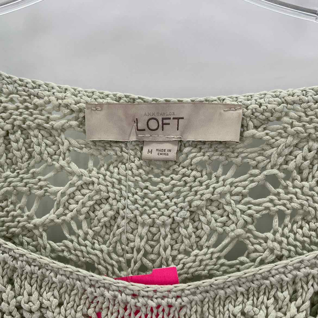 Size M Ann Taylor Green Knit Sweater