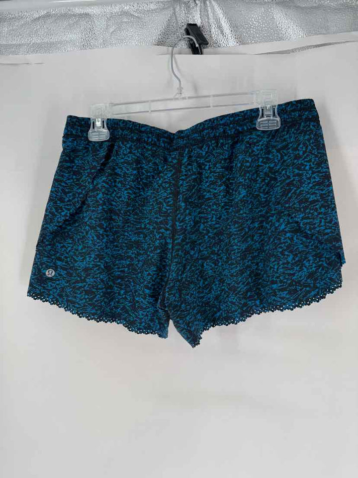 Size 8 Lululemon Black Print Shorts