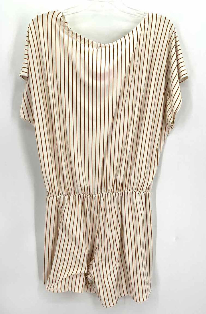 Size M Cream Romper