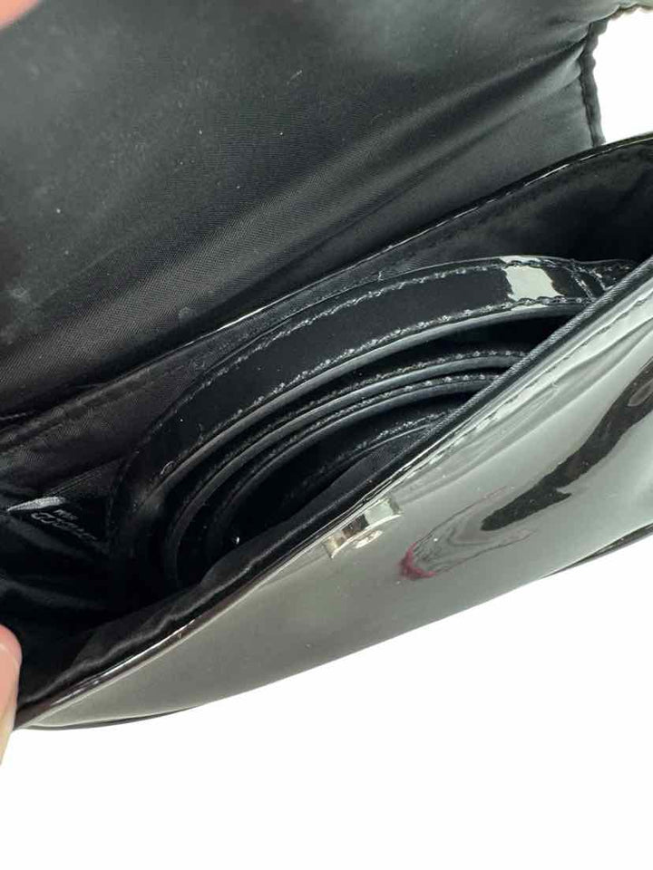 DIVIDED Purse