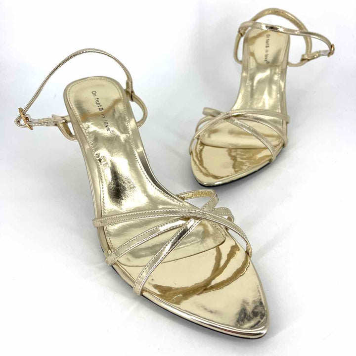 Shoe Size 42 Gold Faux Leather Pumps