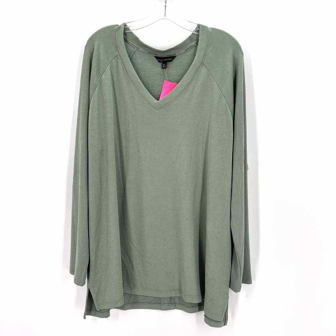 Size XXL Banana Republic Sage Knit Shirt