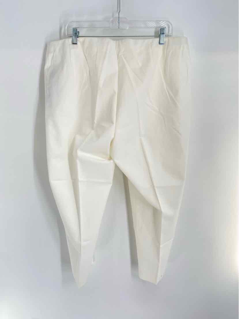 Size 18 LAFAYETTE White Capri