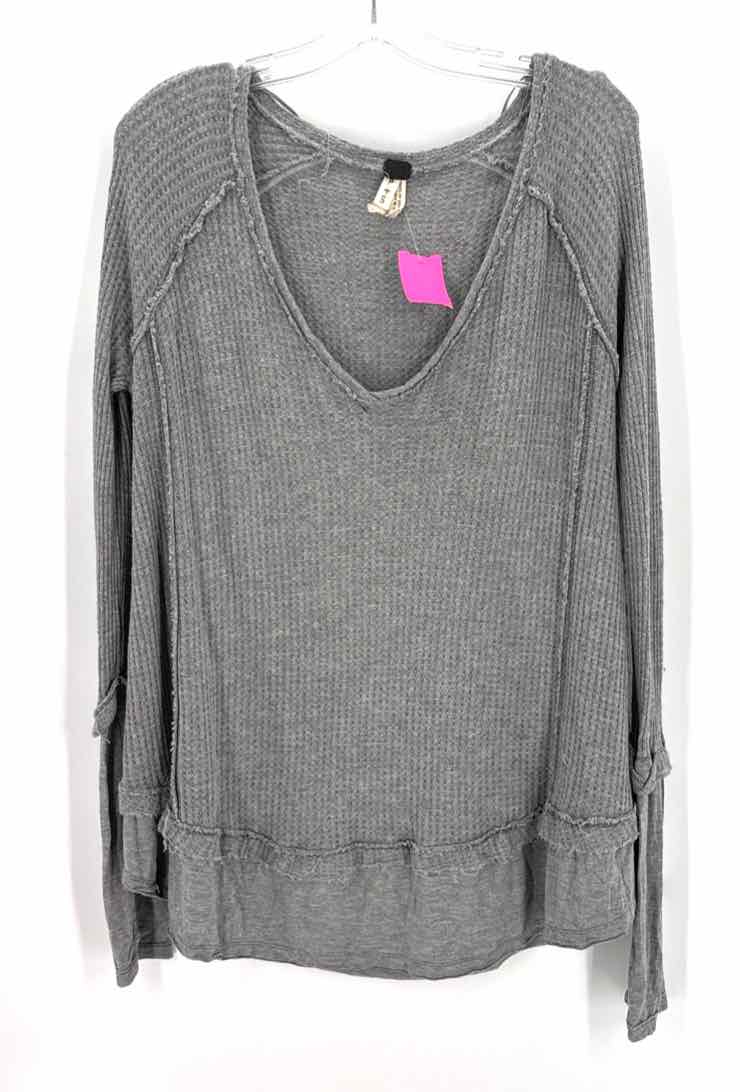 Size S WE THE FREE Gray Shirt