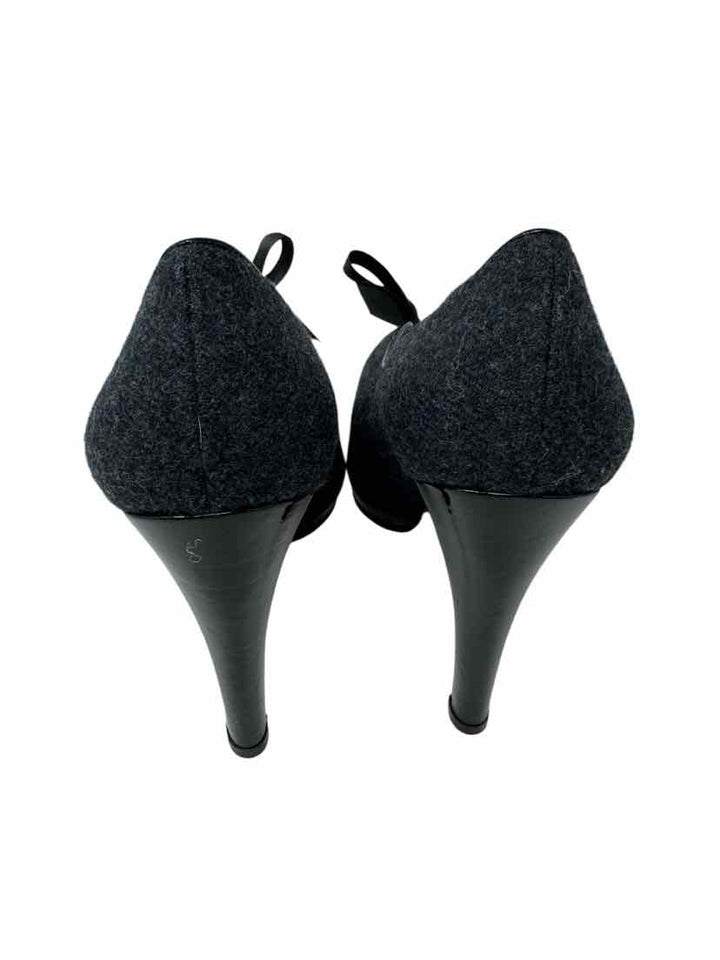 Shoe Size 9 Stuart Weitzman Gray Pumps