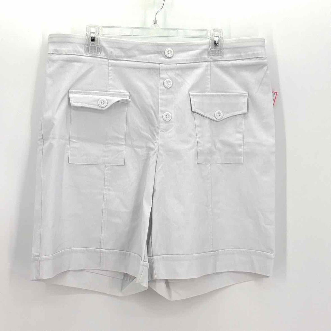 Size 18/20 Ashley Stewart White Pants