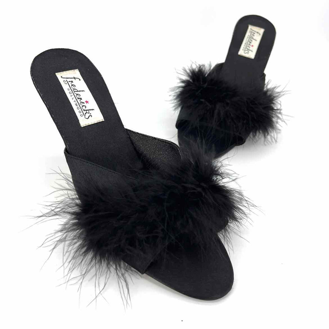 Shoe Size 9 Black Satin Pumps