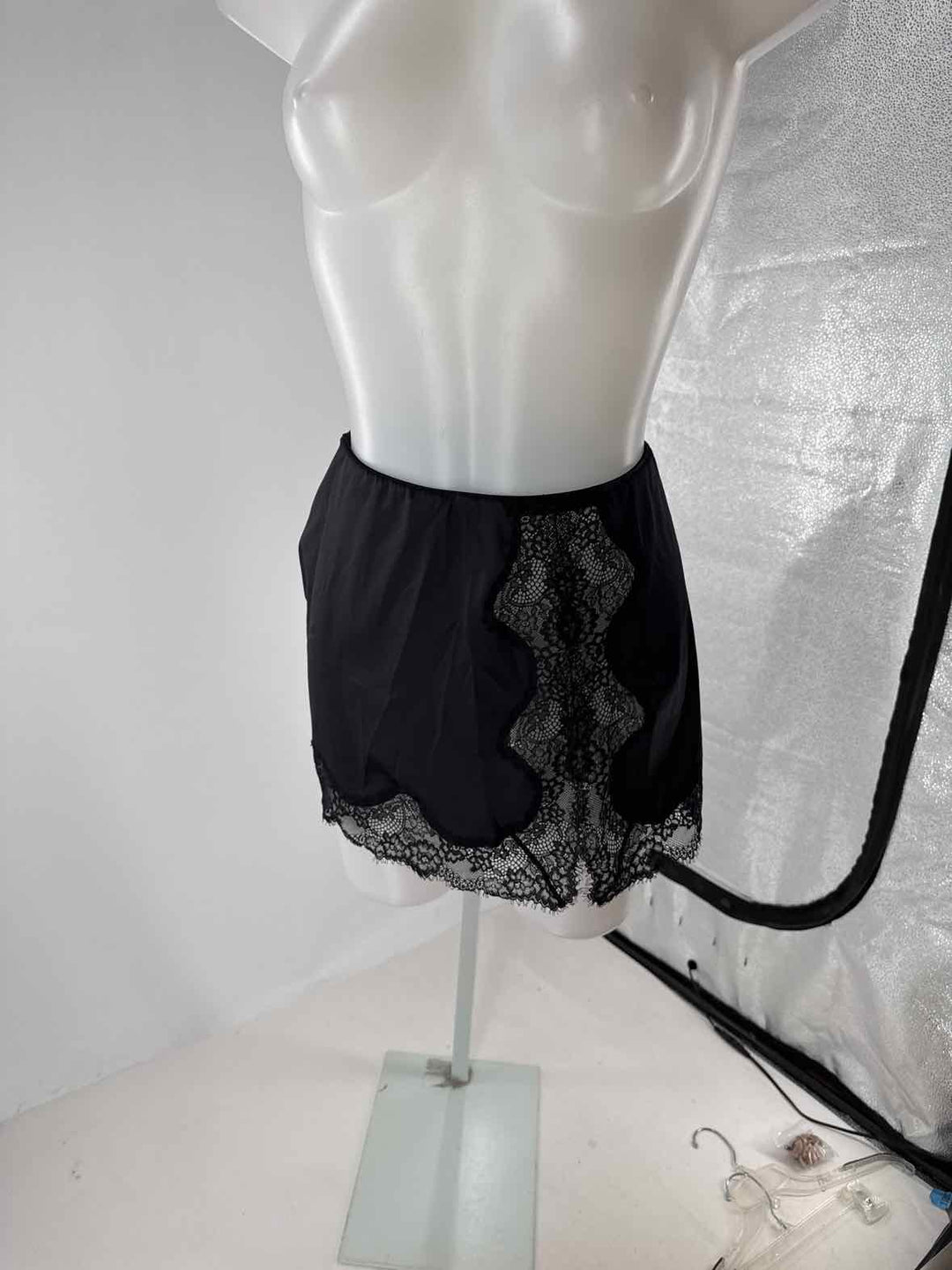 Size 1X Black Lace Slip