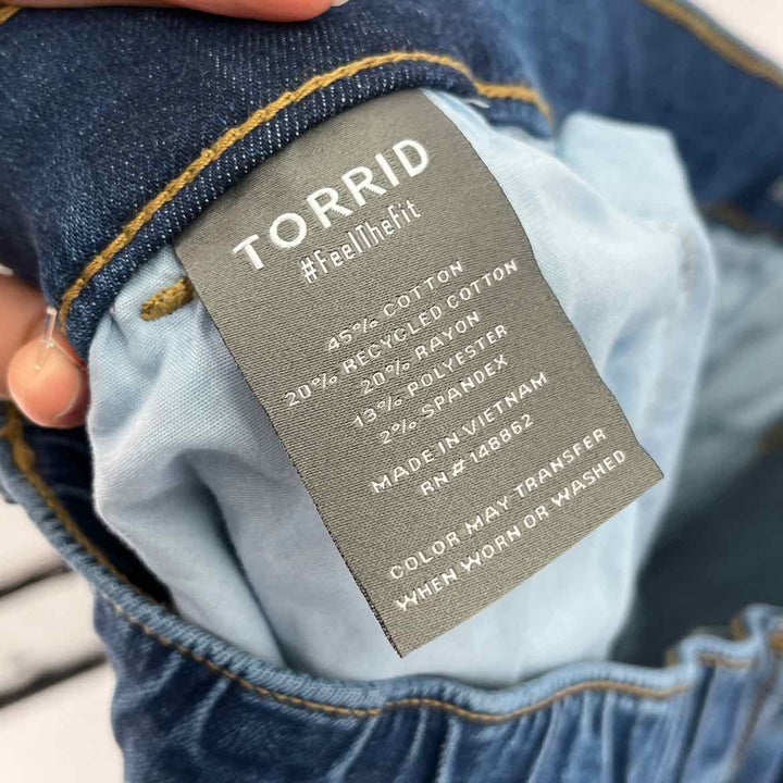 Size 1X Torrid Blue Denim Jeans