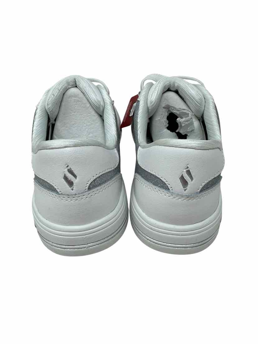 Shoe Size 7 Sketchers White Sneakers