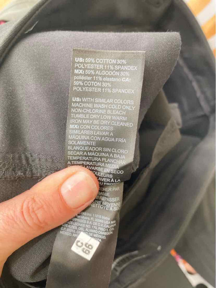 Size 6 White House Black Market Black Pants