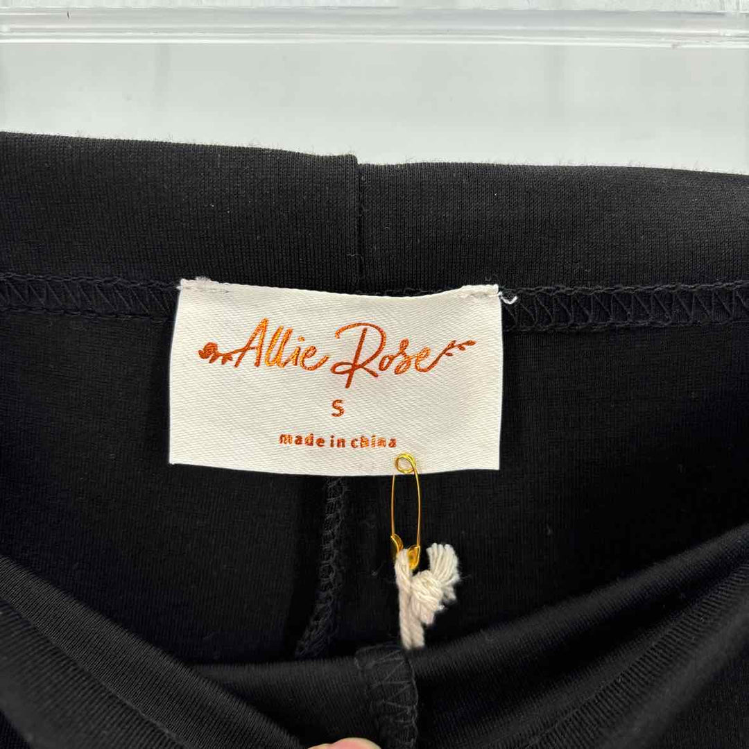 Size S Black Pants