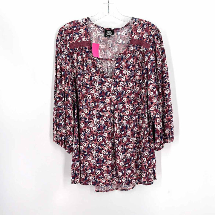 Size L BOBEAU Pink Lace Shirt