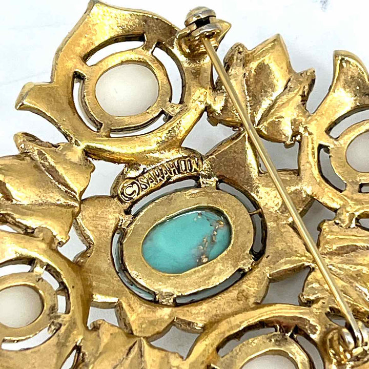 Brooch