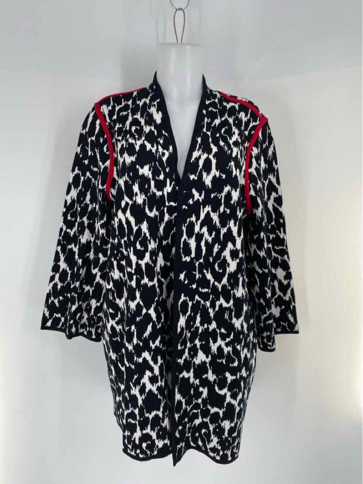 Size L Chico's Black/White Sweater