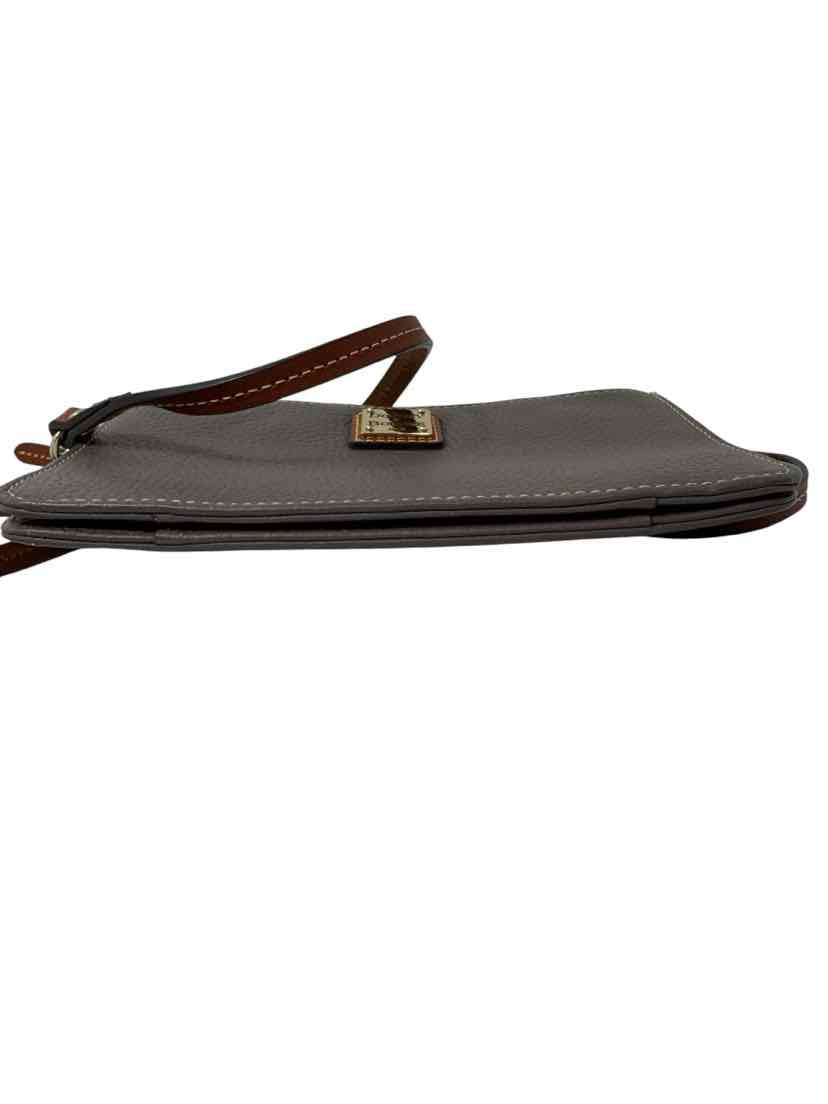 Dooney & Bourke Purse