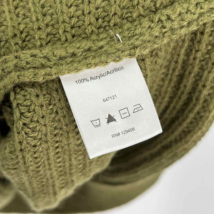 Size M VENUS Olive Sweater