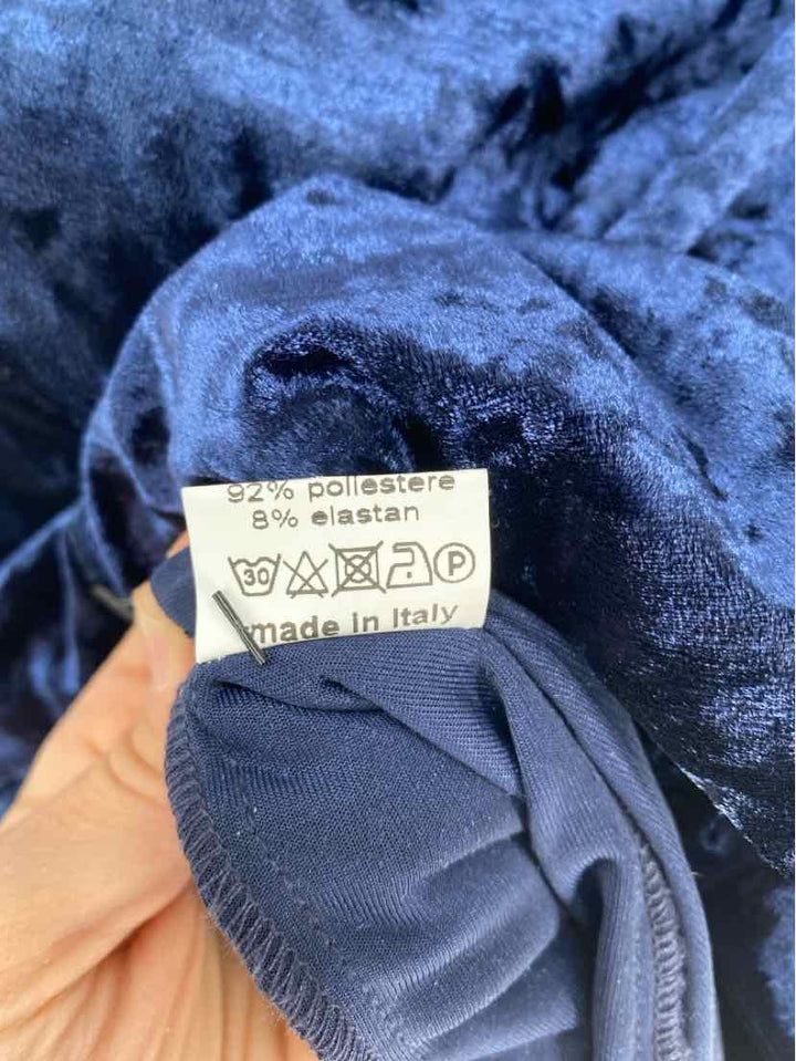 Size M Navy Velour Dress