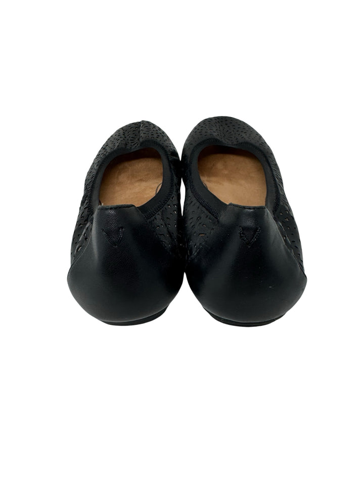 Shoe Size 8 VIONIC Black Flats